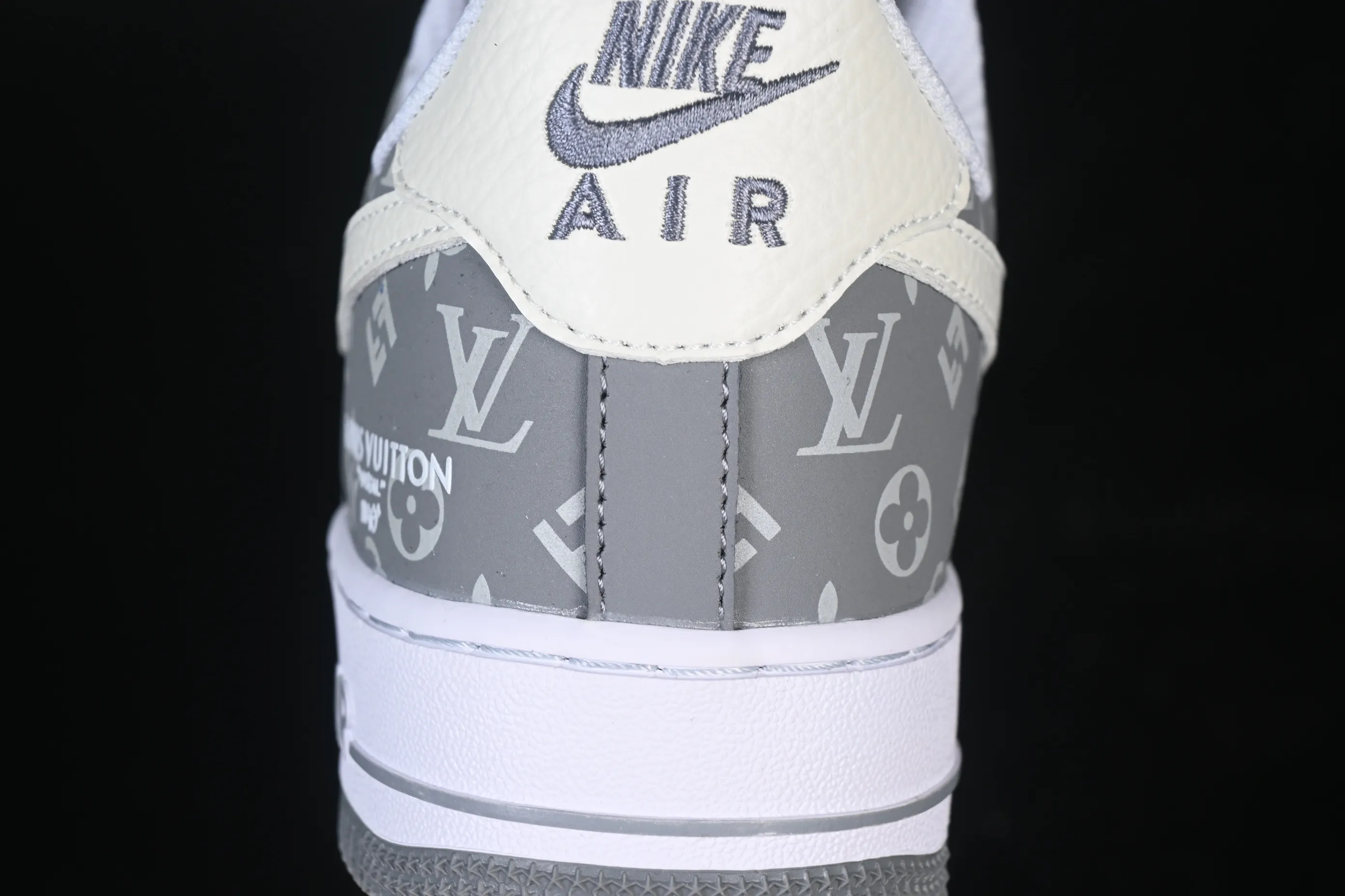 All categories Nk Air Force 1 Air Force series Nk Air Force 1 Low Air Force low-top Nike Air Force 1'07 Low joint gray and white print Air Force 1 low-top casual sneakers NH0601-575